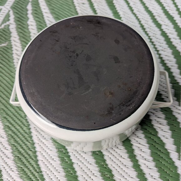 Vintage Arabia Finel White Pot Seppo Mallat Lid Seppo Mallat Finland 4qt - Picture 3 of 5